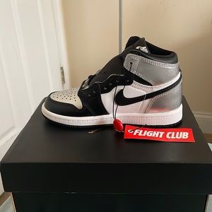 Jordan 1 Retro High
Silver Toe